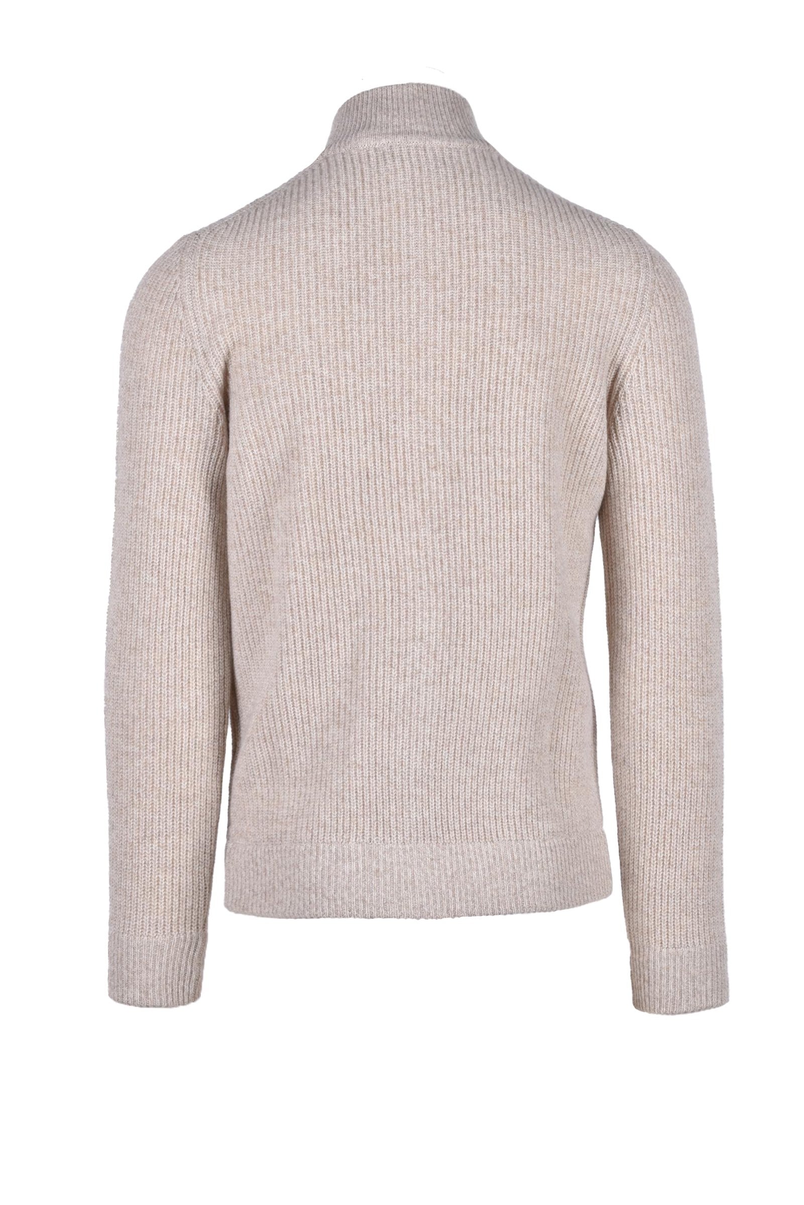 FAMA - KNITWEAR AND SWEATSHIRTS