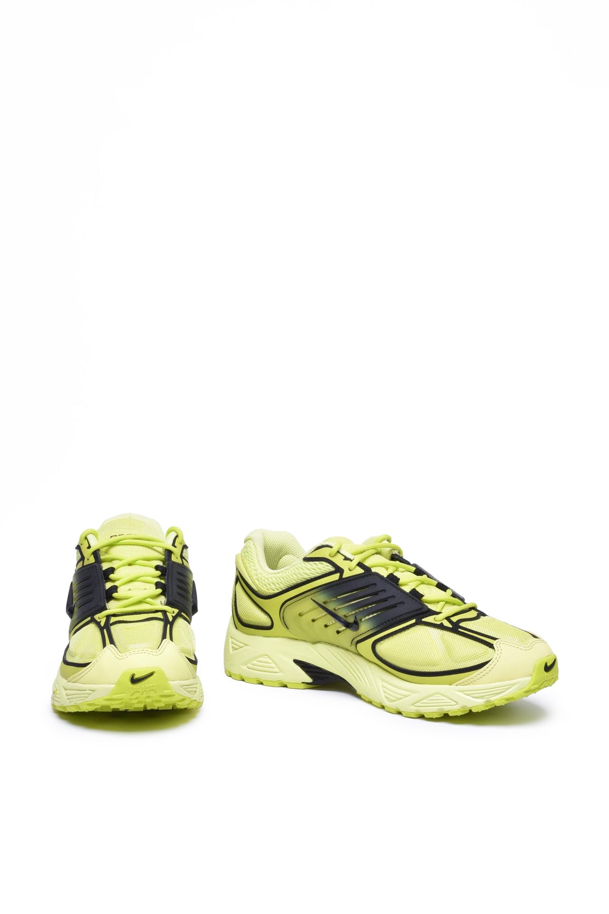 NIKE - SHOES