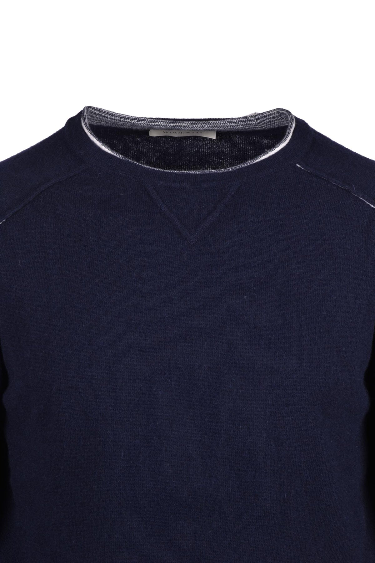 WOOL & CO - KNITWEAR AND SWEATSHIRTS