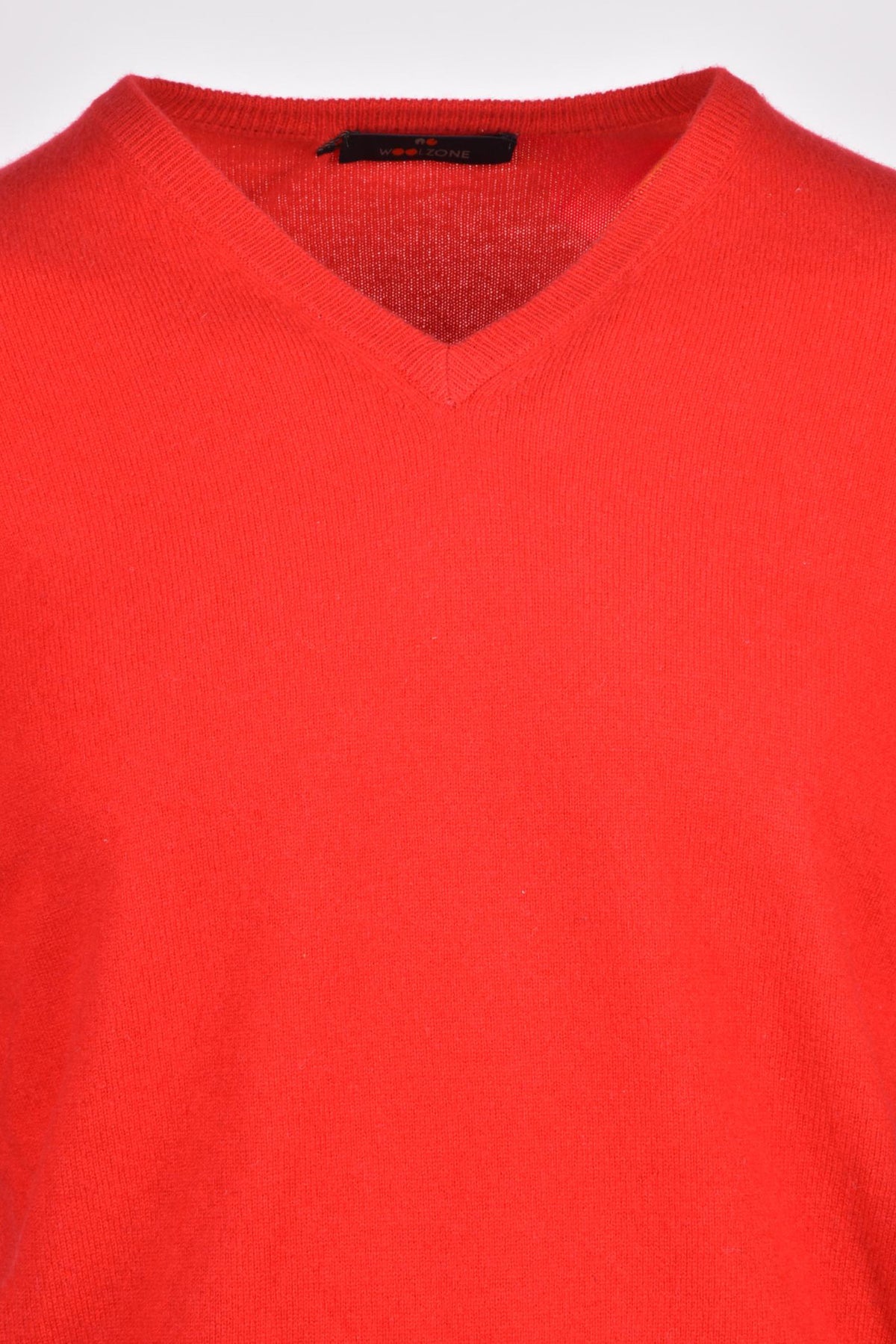 WOOLZONE - KNITWEAR AND SWEATSHIRTS