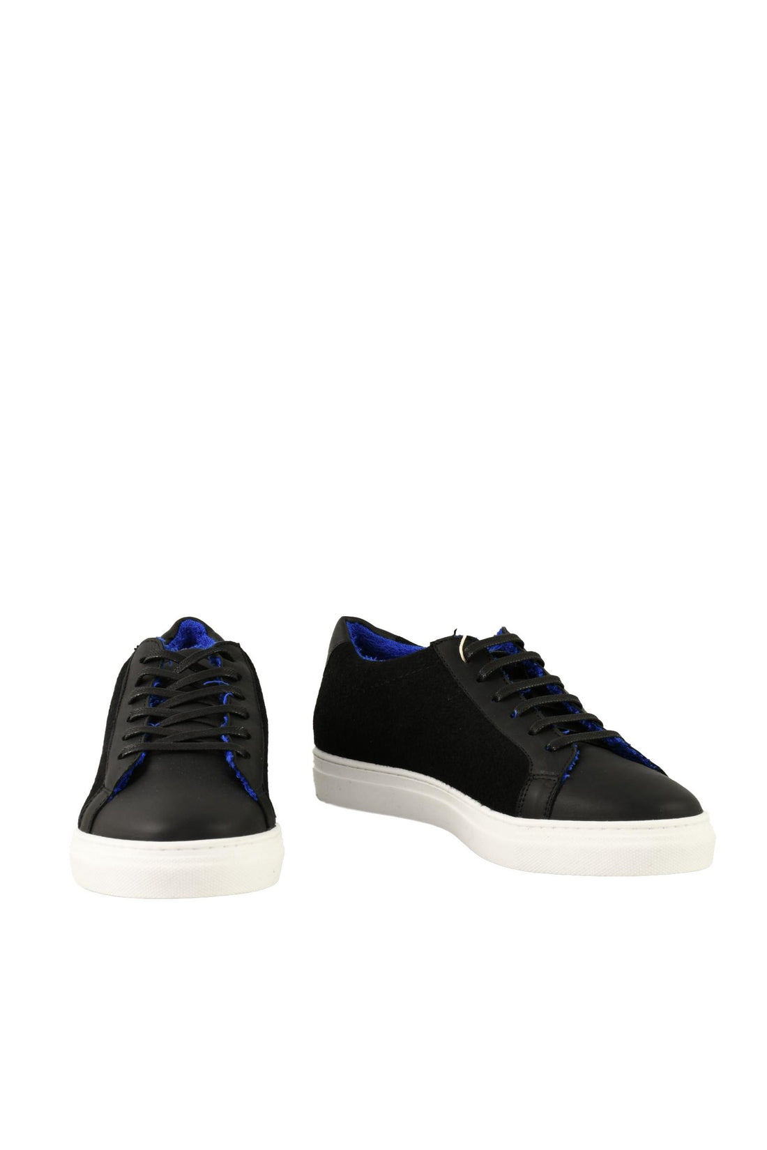 TWELVE STYLE DIVISION - SHOES