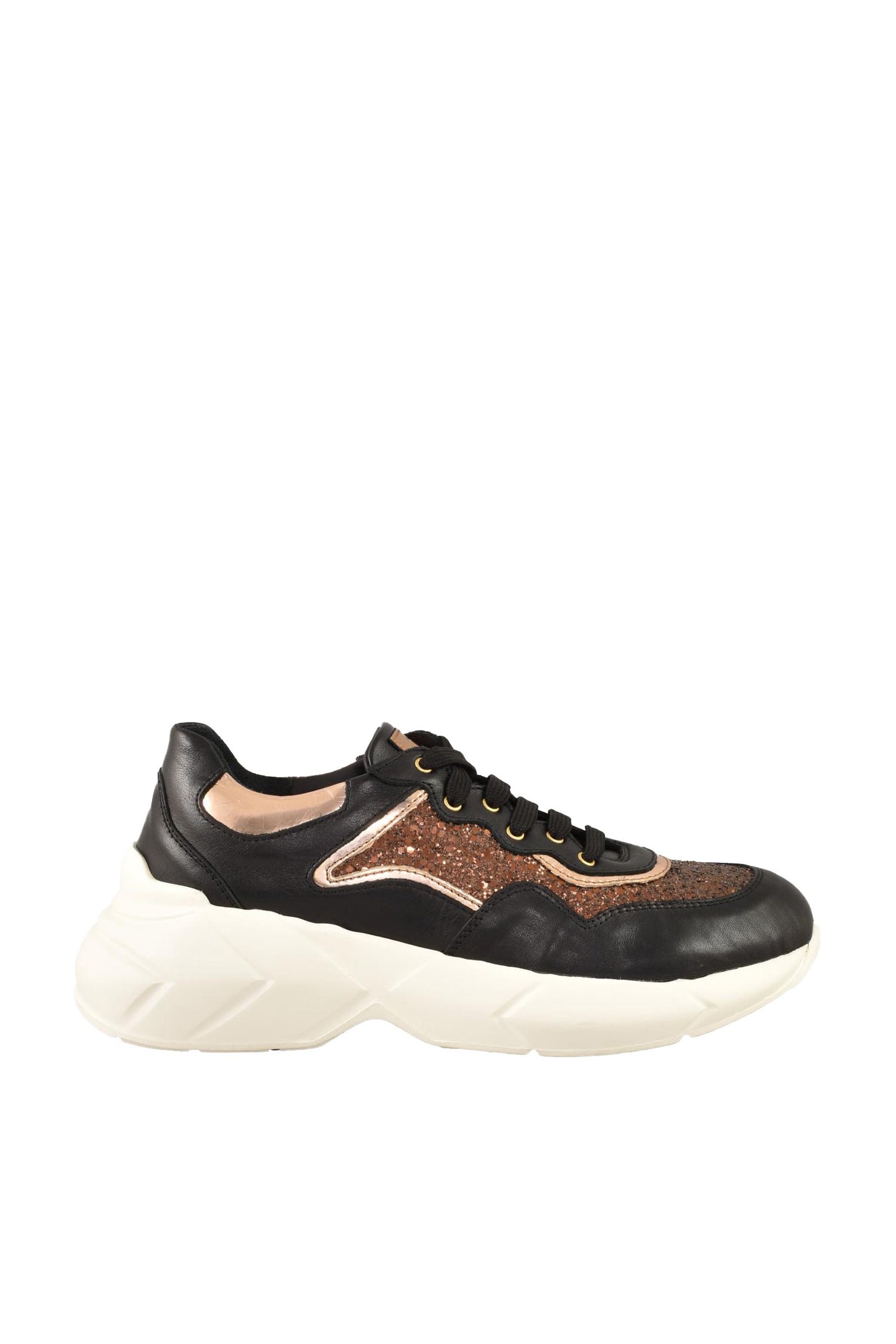 TWELVE STYLE DIVISION - SHOES