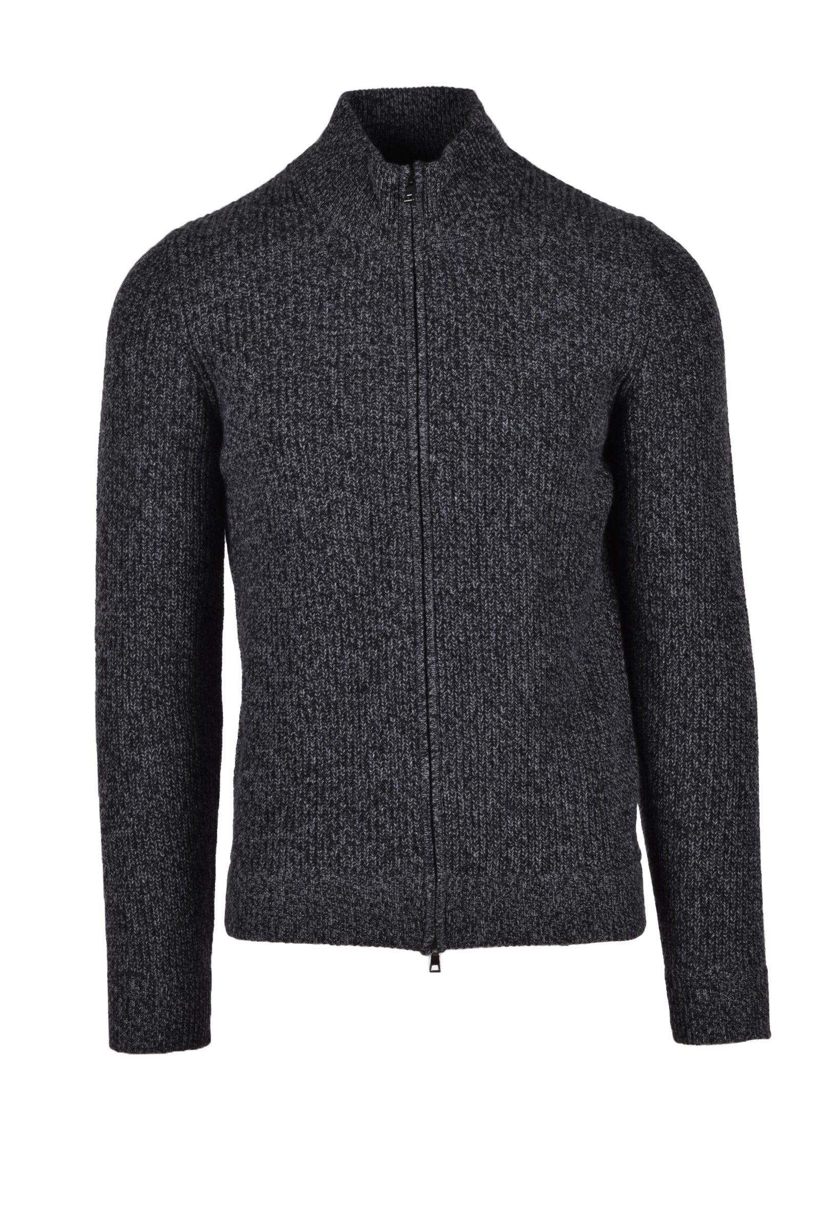 FAMA - KNITWEAR AND SWEATSHIRTS