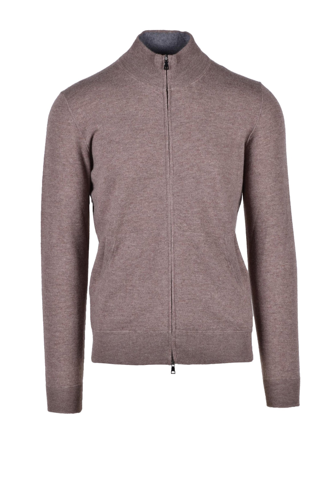 FAMA - KNITWEAR AND SWEATSHIRTS