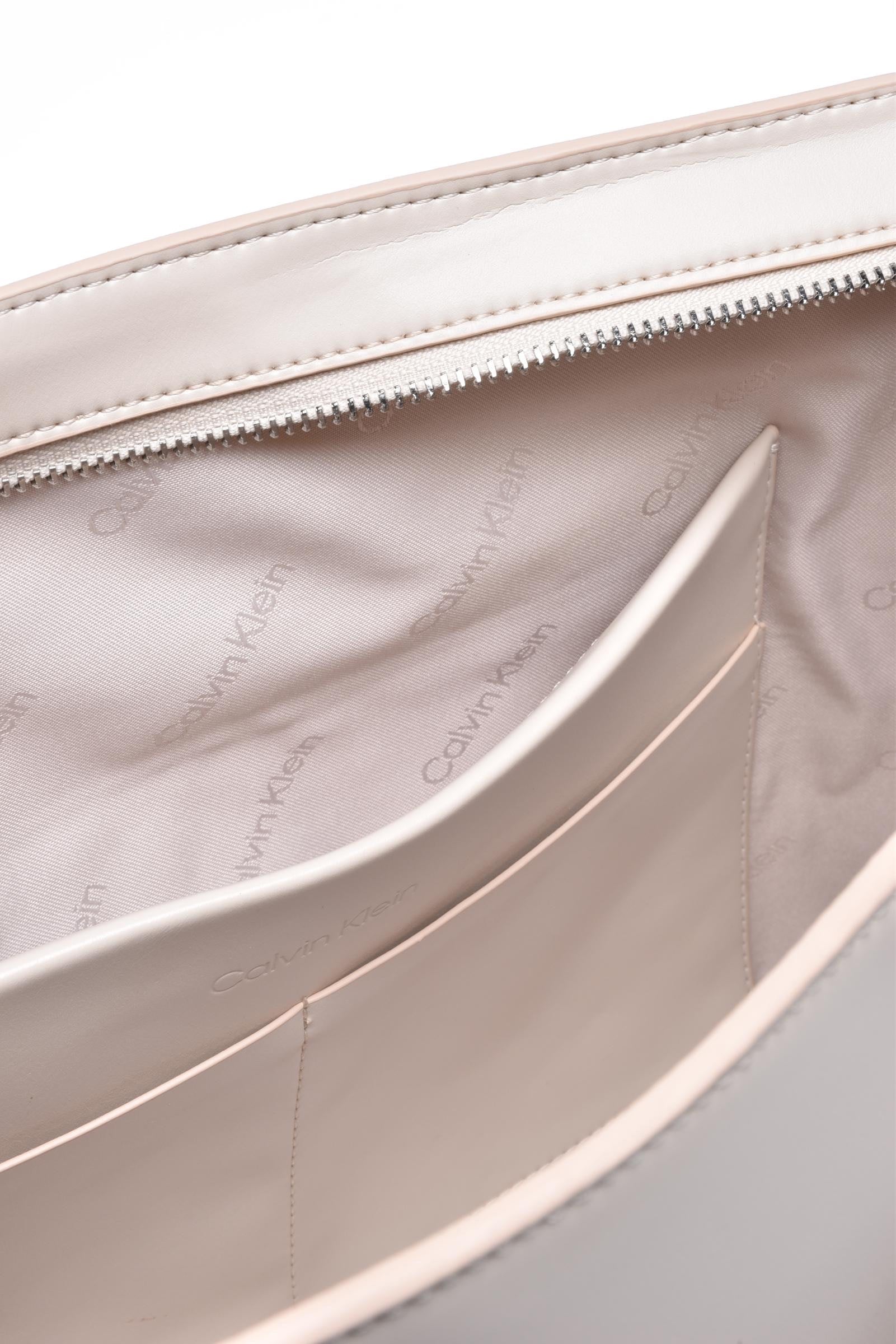 CALVIN KLEIN - ACCESSORIES