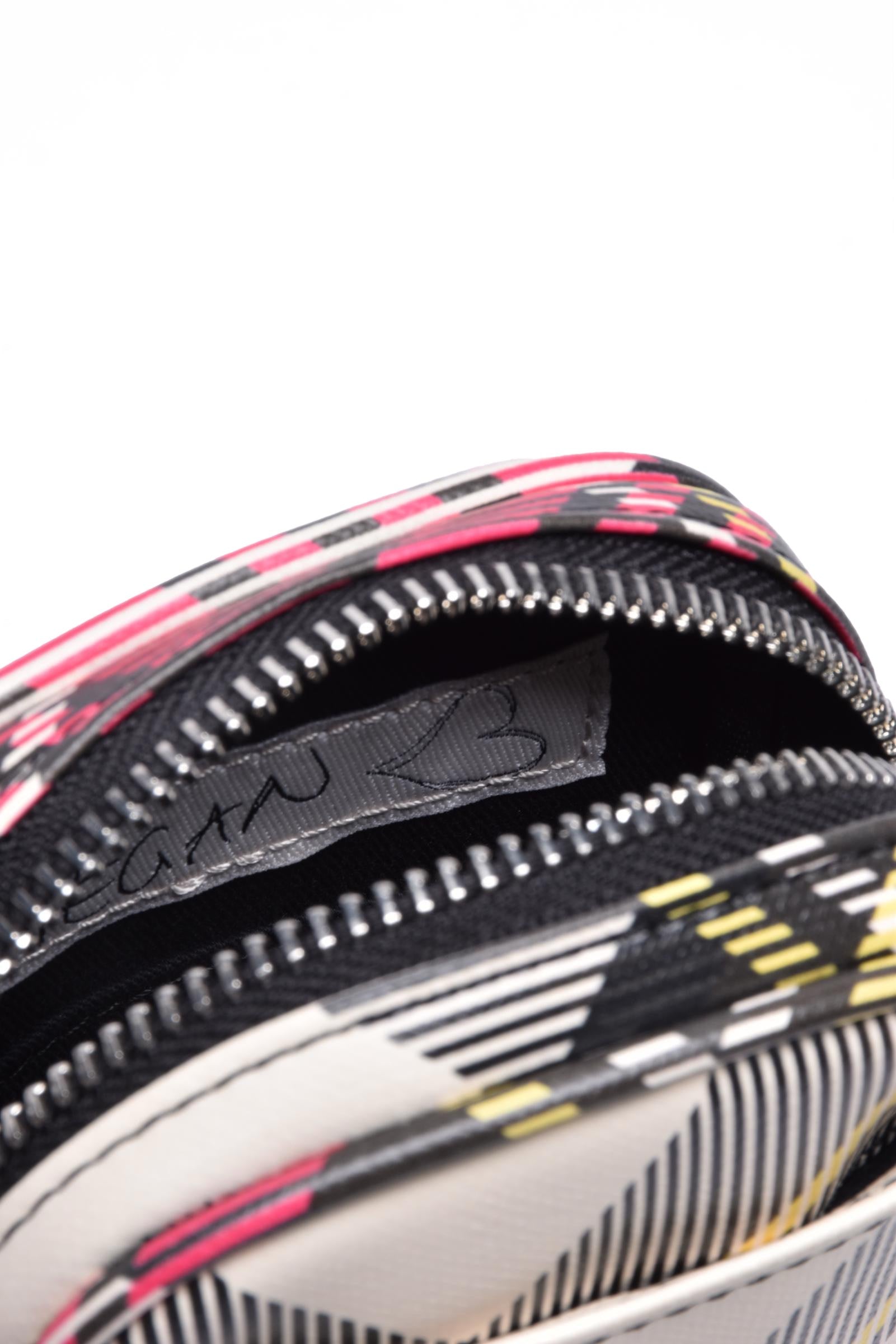 VIVIENNE WESTWOOD - ACCESSORIES