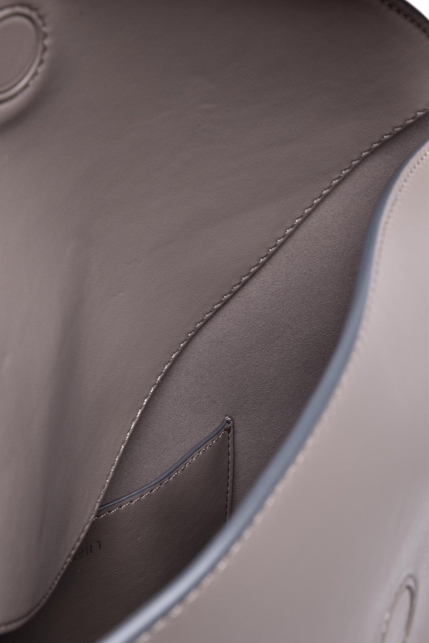 CALVIN KLEIN - ACCESSORIES