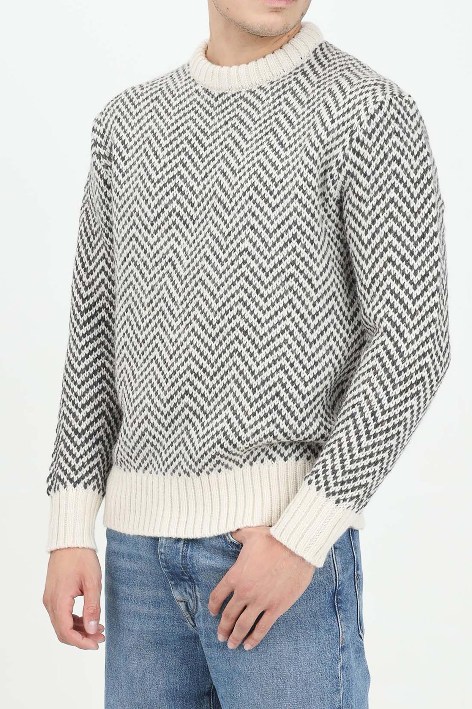 SELECTED - KNITWEAR AND SWEATSHIRTS