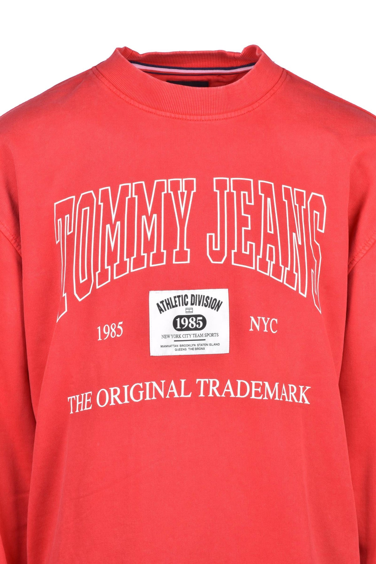TOMMY JEANS - KNITWEAR AND SWEATSHIRTS