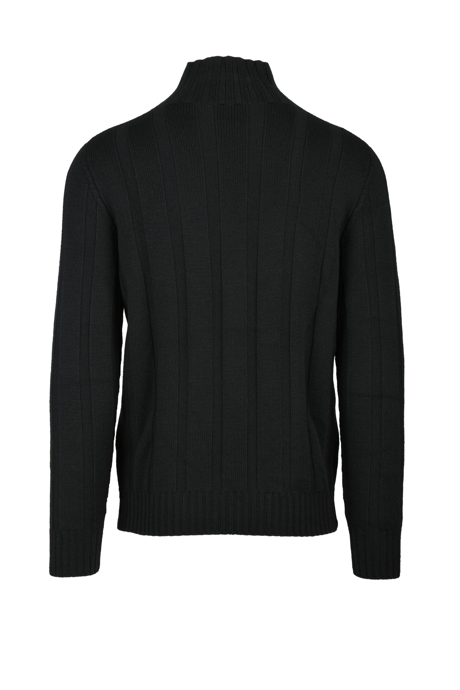 H953 - KNITWEAR AND SWEATSHIRTS