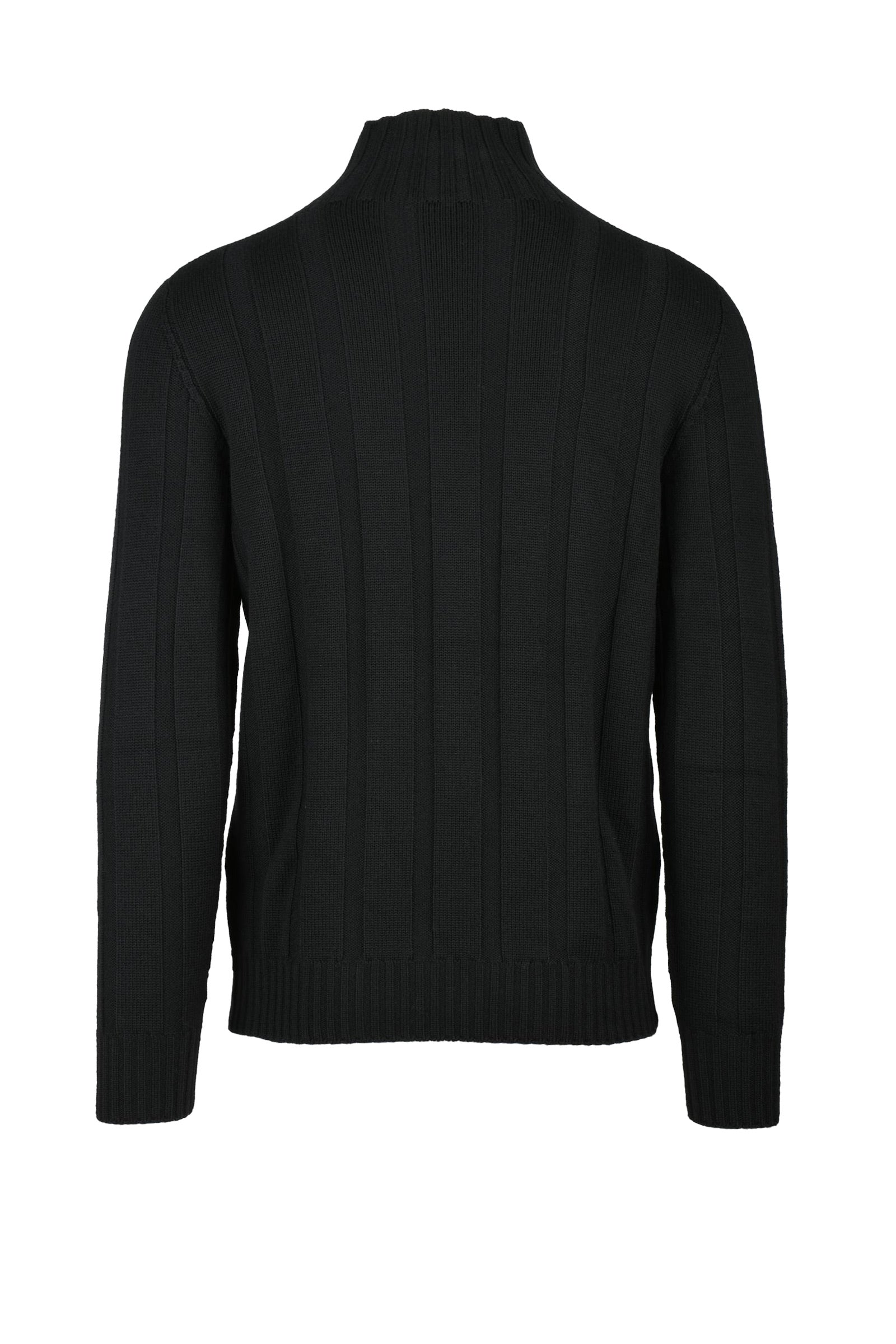 H953 - KNITWEAR AND SWEATSHIRTS