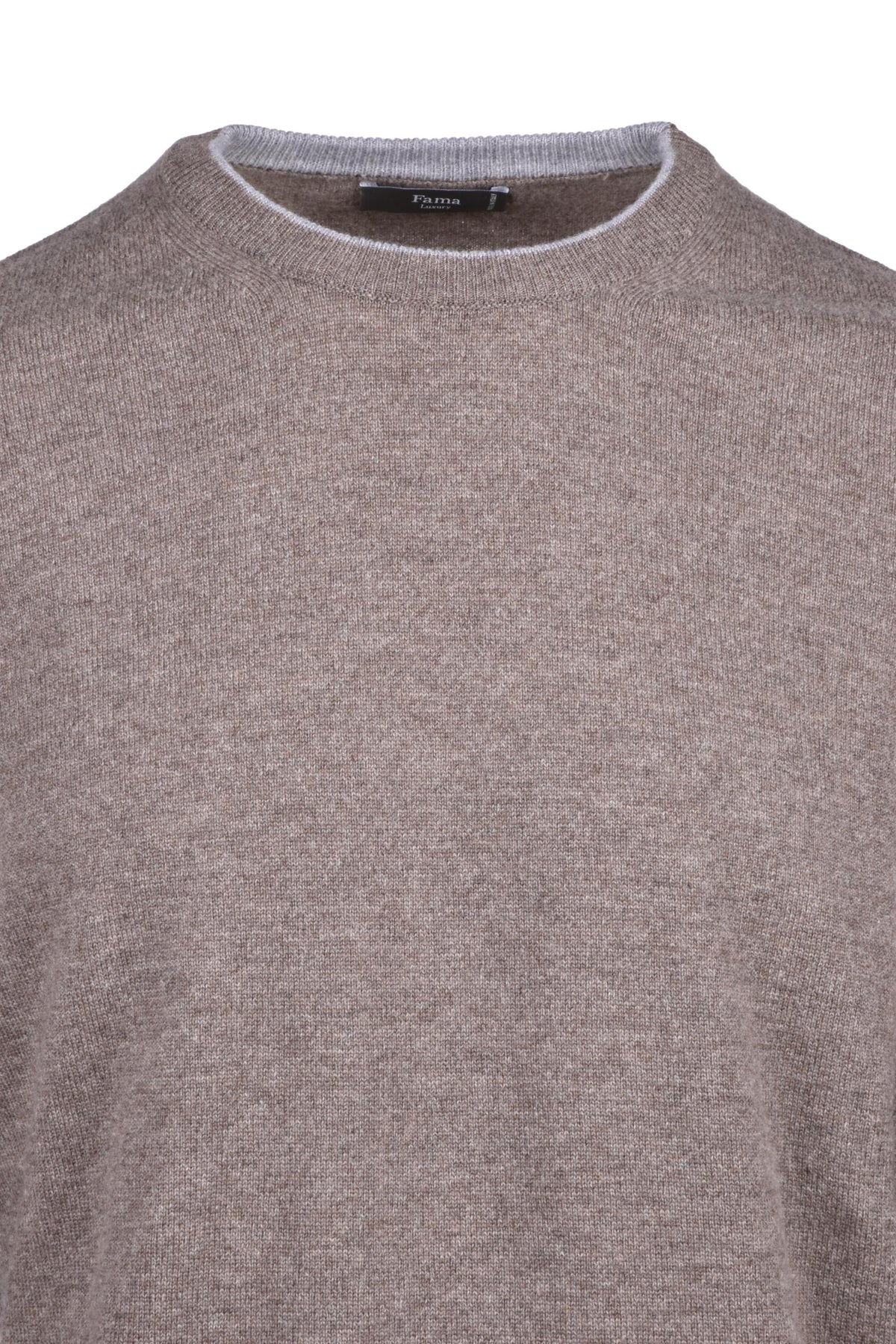 FAMA - KNITWEAR AND SWEATSHIRTS