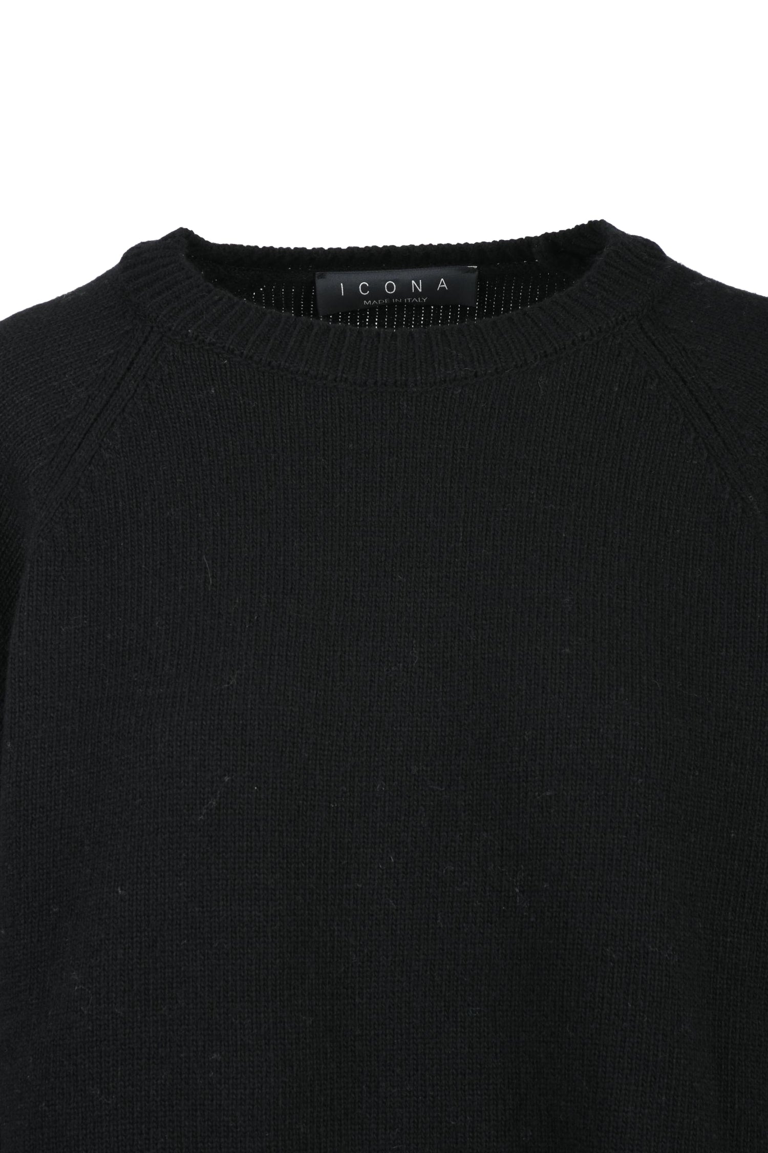 ICONA - KNITWEAR AND SWEATSHIRTS