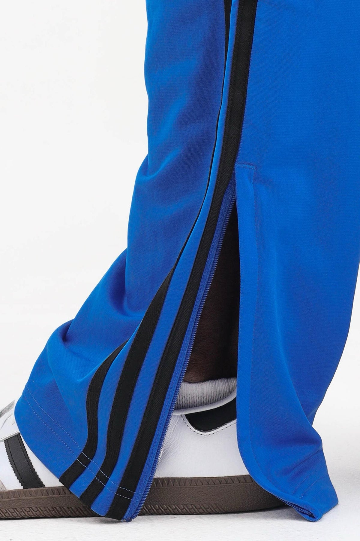 ADIDAS - TROUSERS