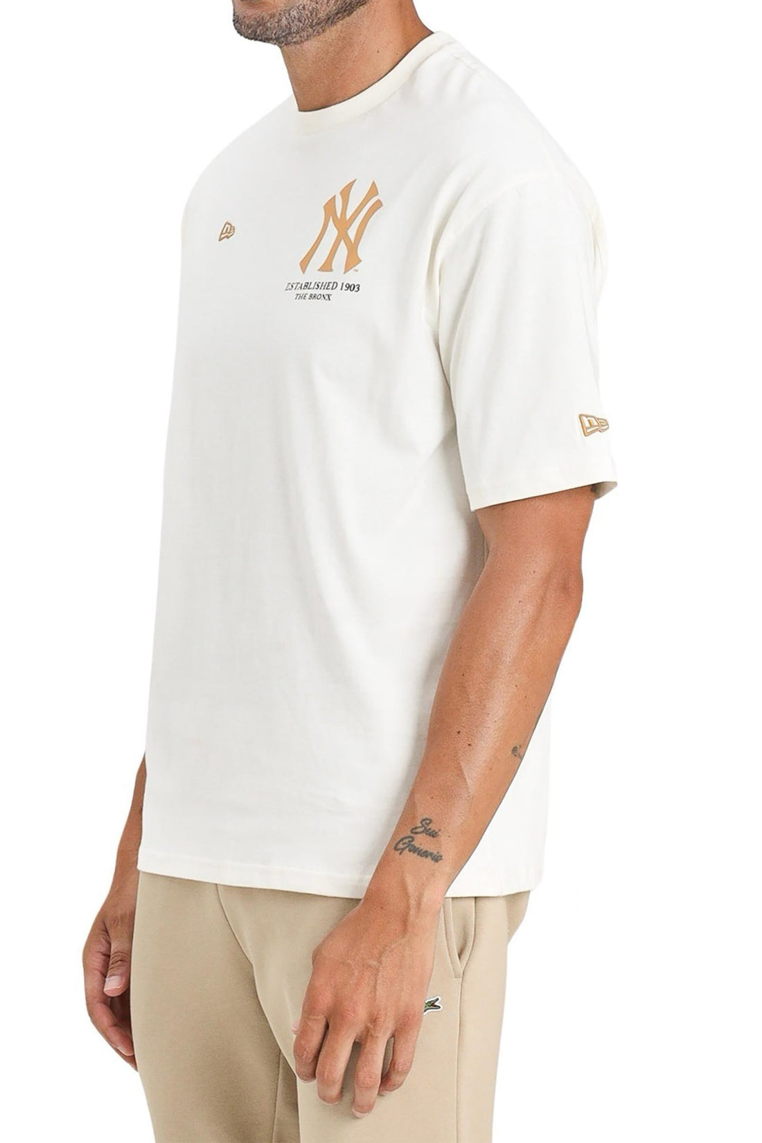 NEW ERA - T-SHIRT AND POLO