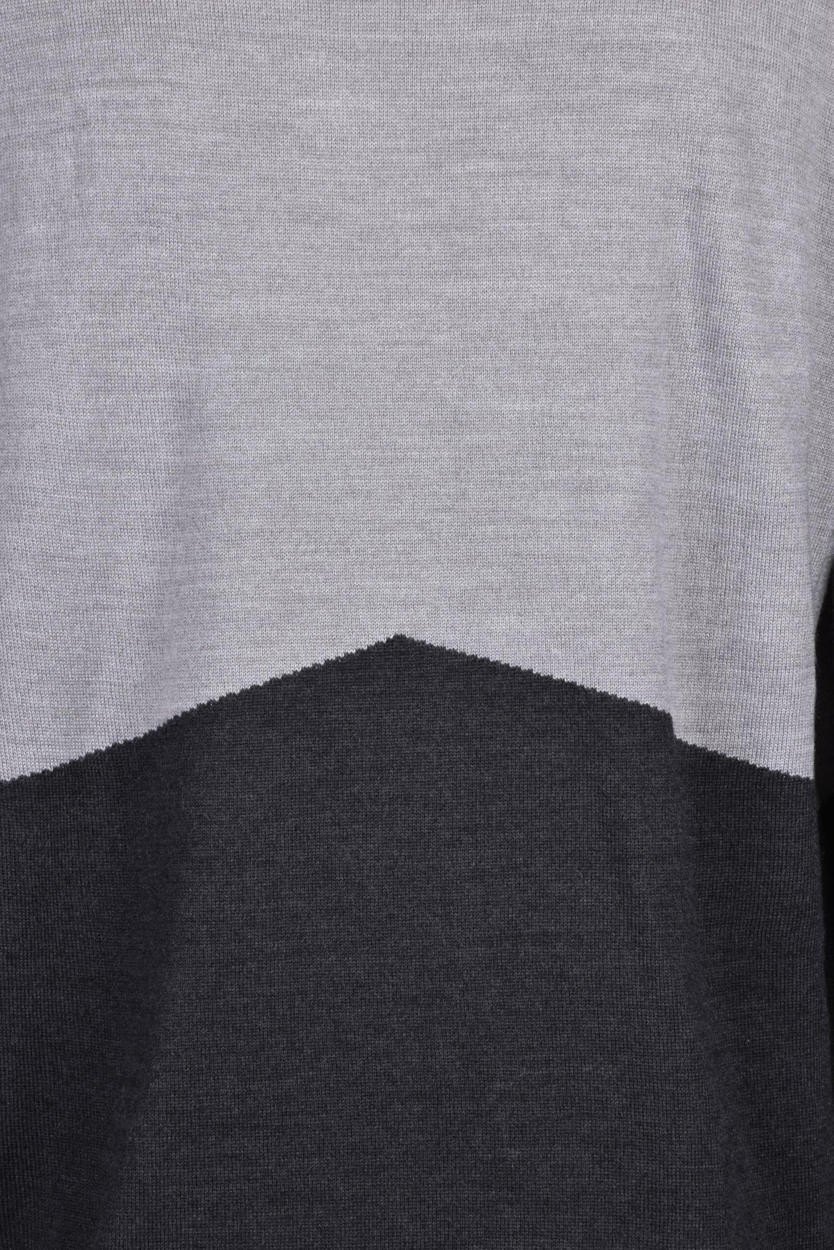 ARMANI EXCHANGE - KNITWEAR AND SWEATSHIRTS