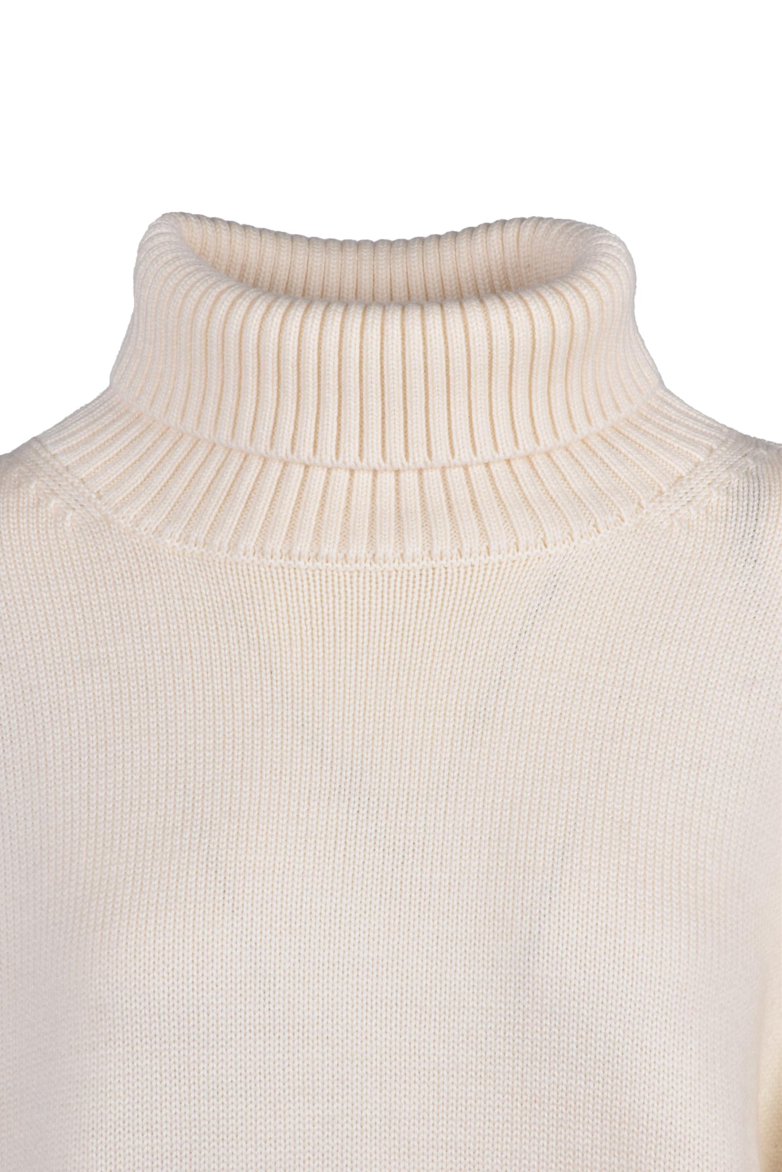 ADD - KNITWEAR AND SWEATSHIRTS