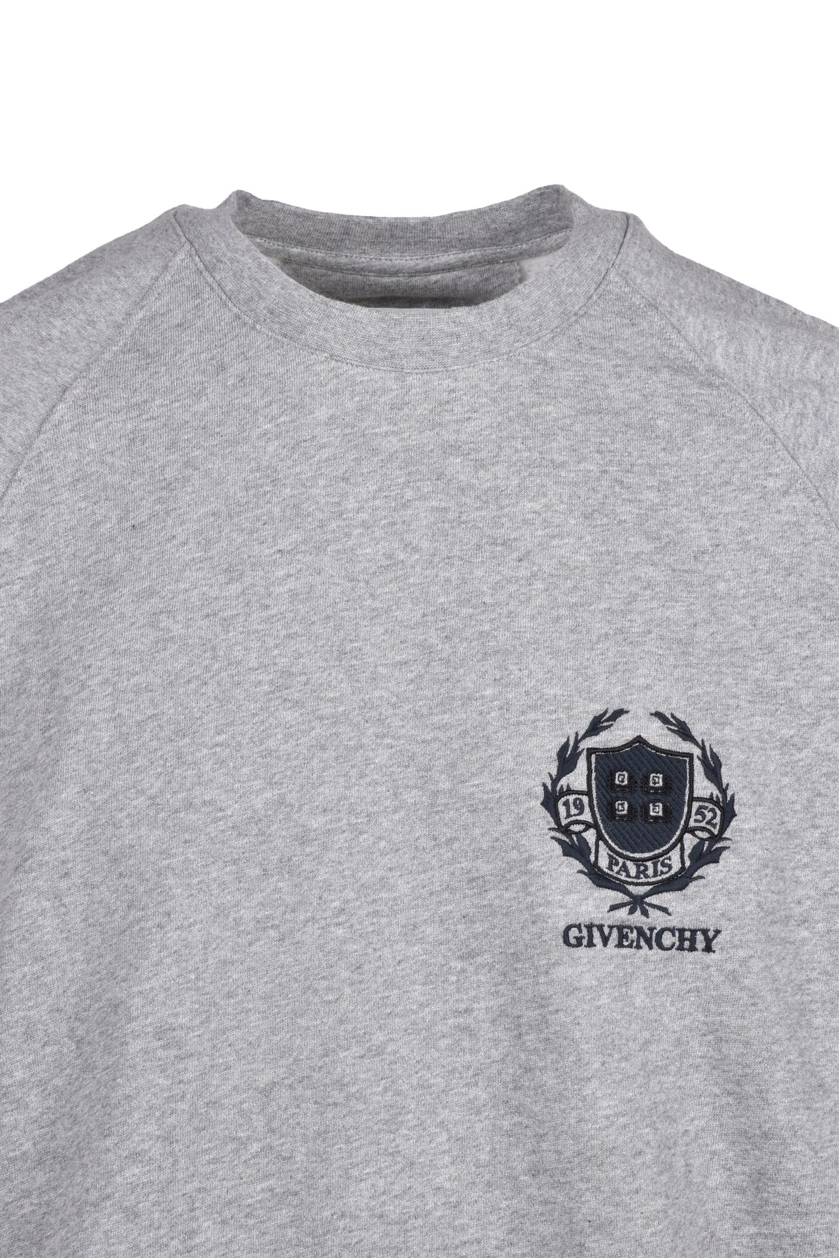 GIVENCHY - KNITWEAR AND SWEATSHIRTS